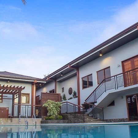Bed and Breakfast Zen Garden Cavite Экстерьер фото